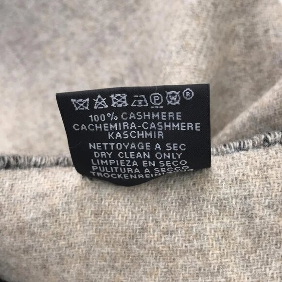 HERMES - Gray Beige Black Cashmere Scarf - Picture 5 of 5